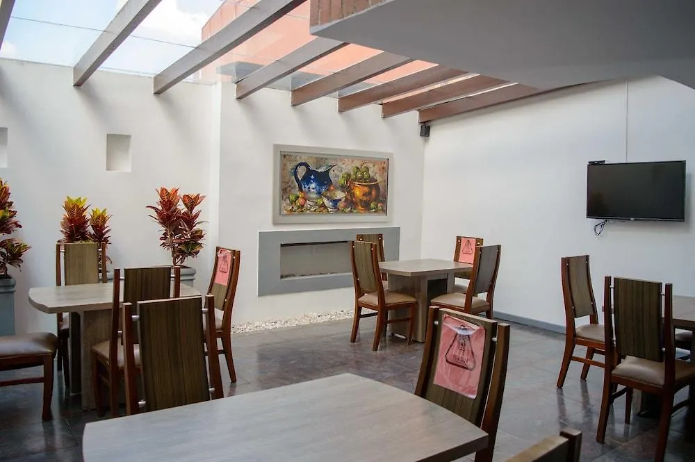 Hotel Confort 80 Zona Rosa Bogota 3*,